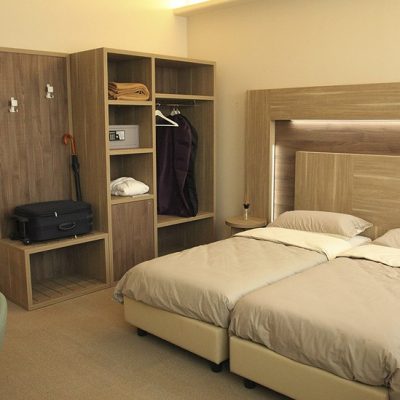 Hotel Mod. II
