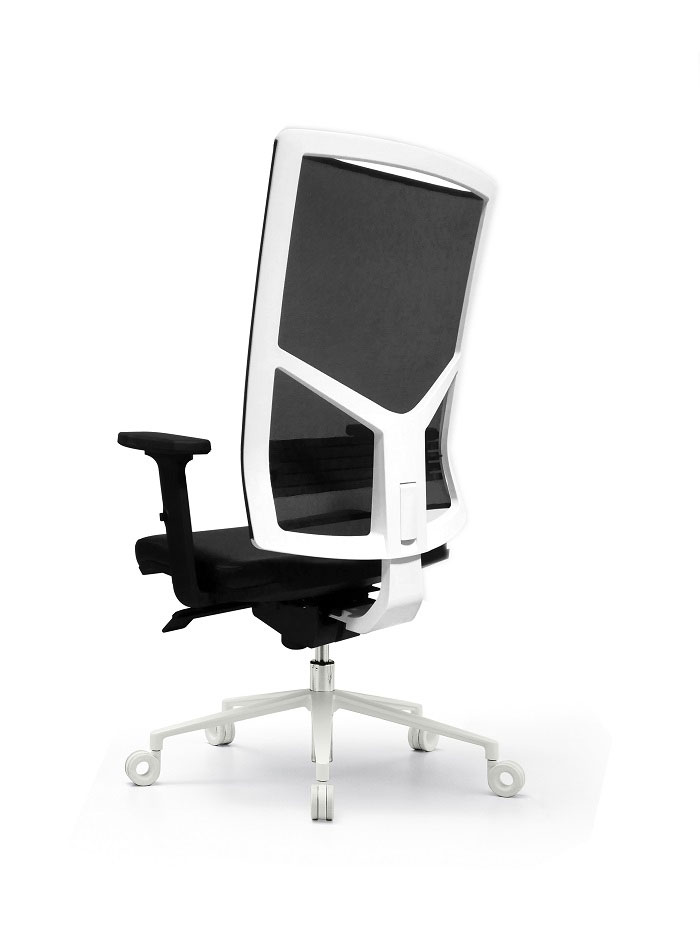 Play - Image 7