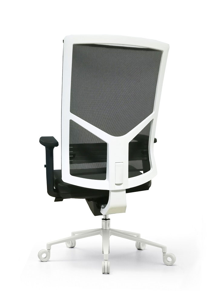 Play - Image 8